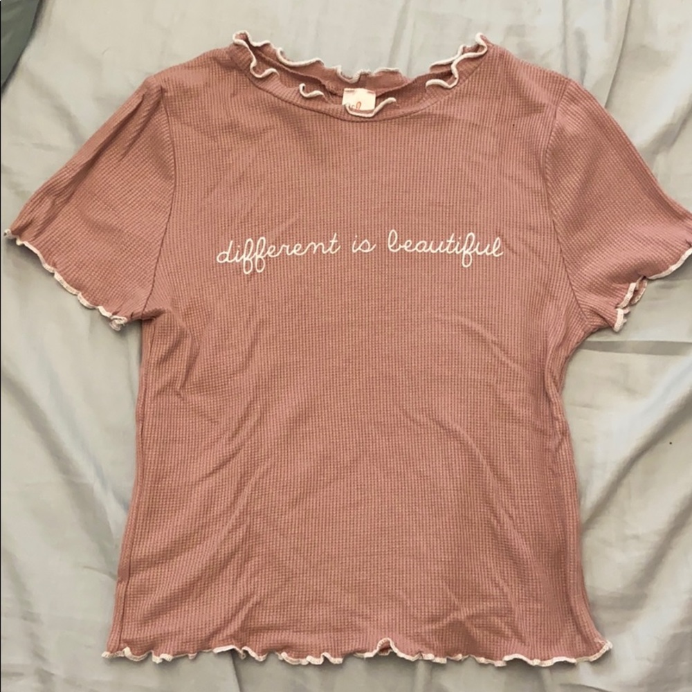 Lettuce Edge “Different is Beautiful” top🤍